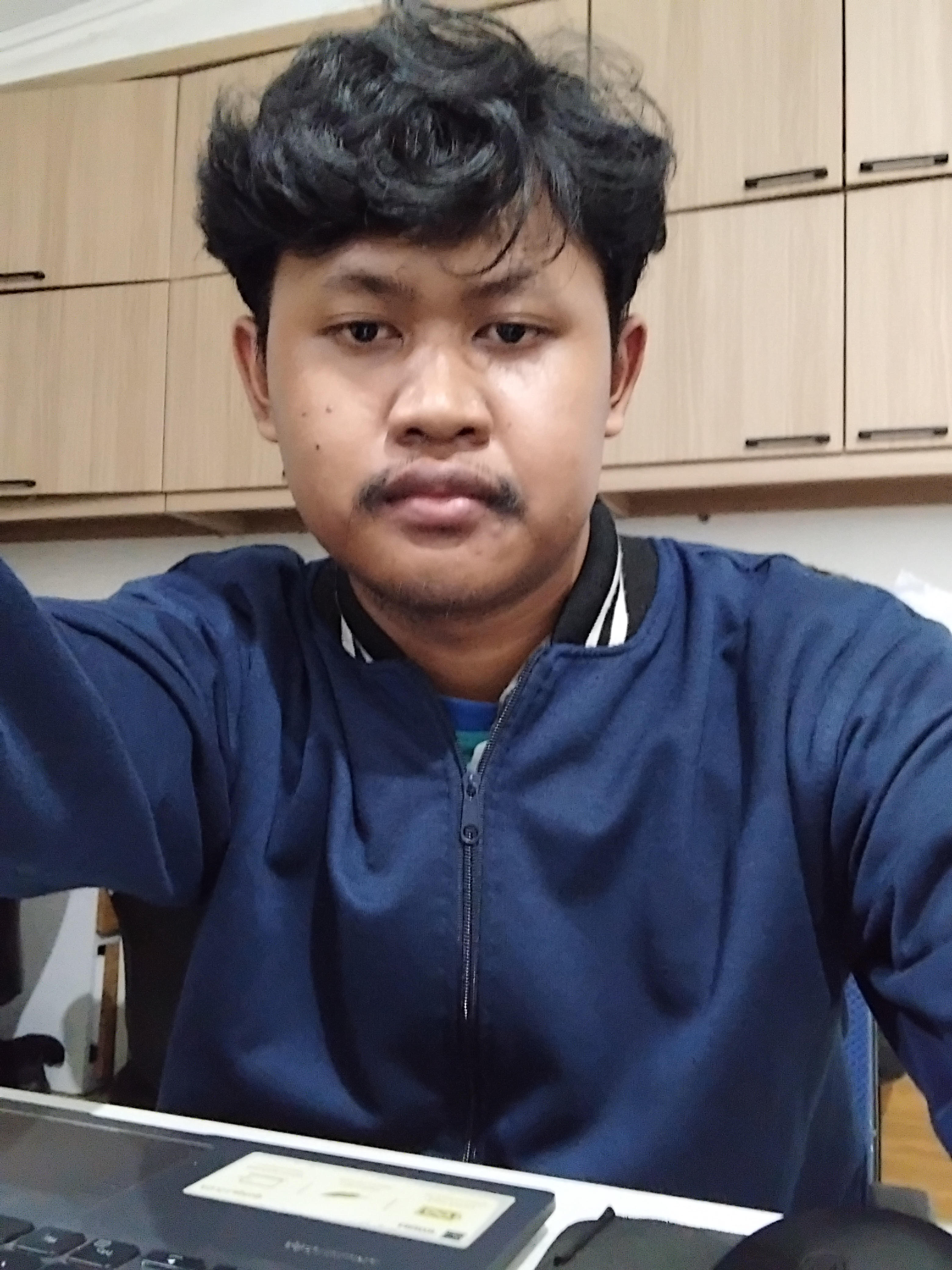 Ade Nur Fikri